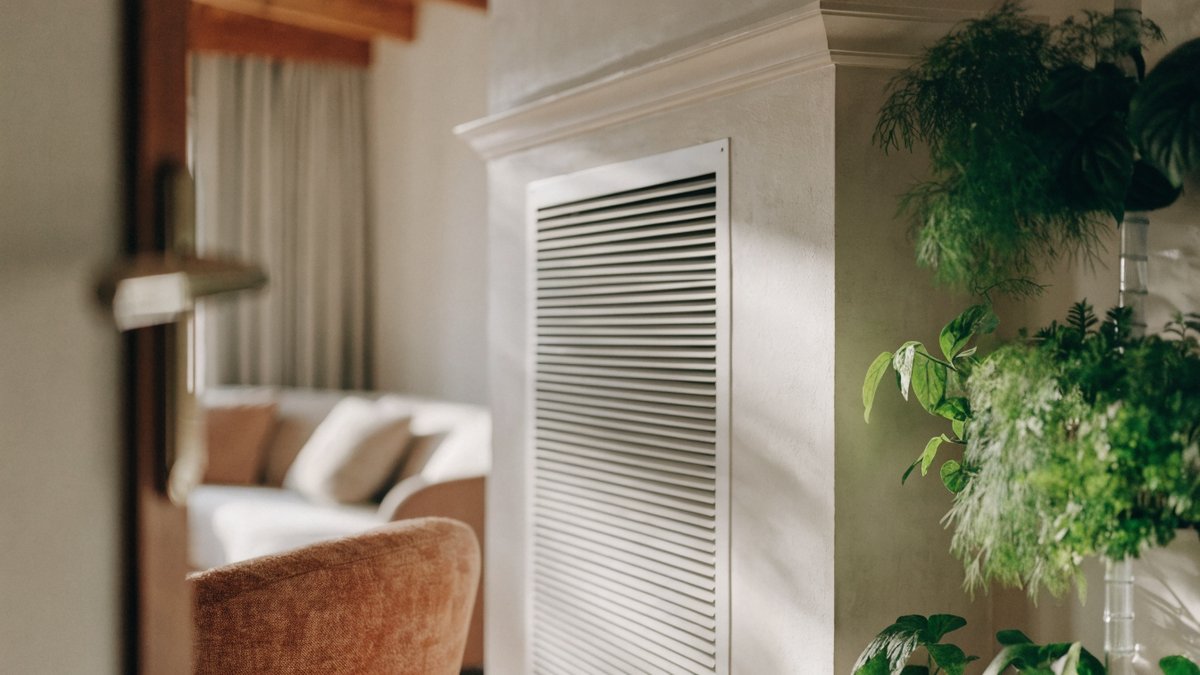 Microventilação pode se integrar de forma discreta à decoração.